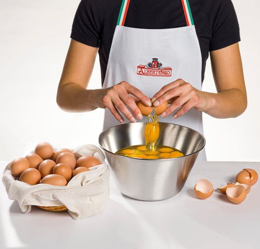 Huevos de gallinas felices. Albertengo Spain by Antichi Sapori Import. Panettone artesanal de tradición Italiana. España.